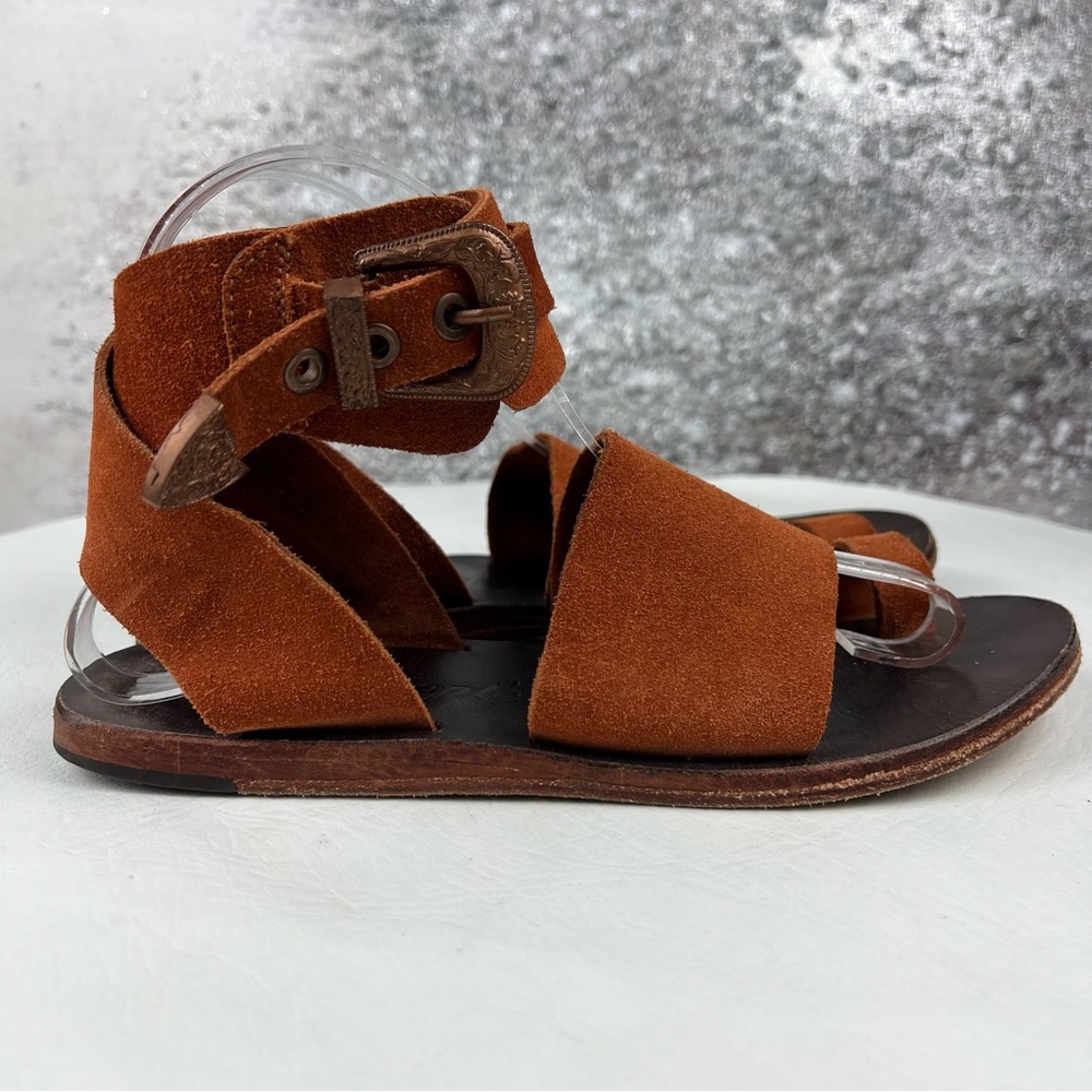 537uba Free People TORRENCE rust colored suede gladiator sandals 7.5